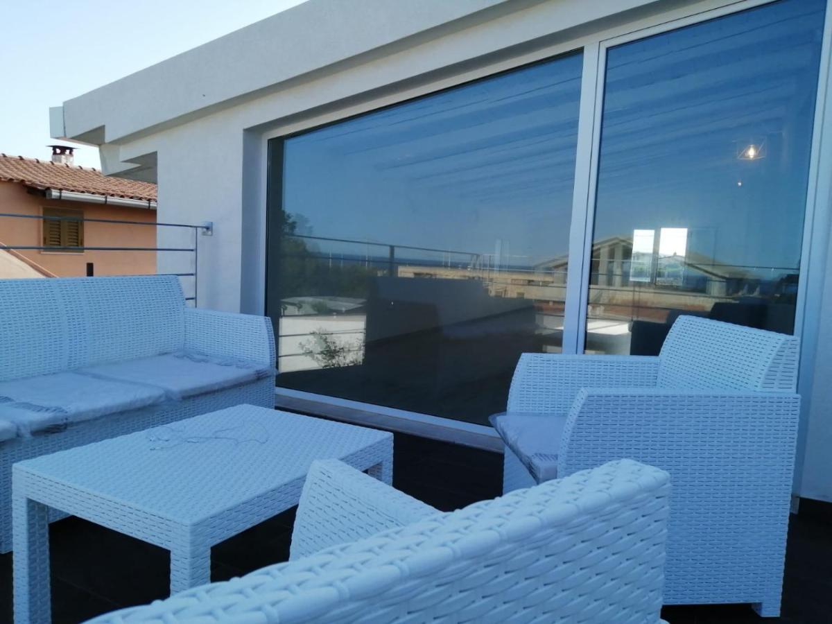 Villa Il Faro Племмирио Экстерьер фото
